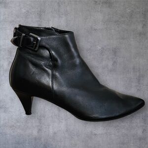 Aquatalia Sabina Black Weatherproof Leather Ankle Boots Made In Italy Women’s 9